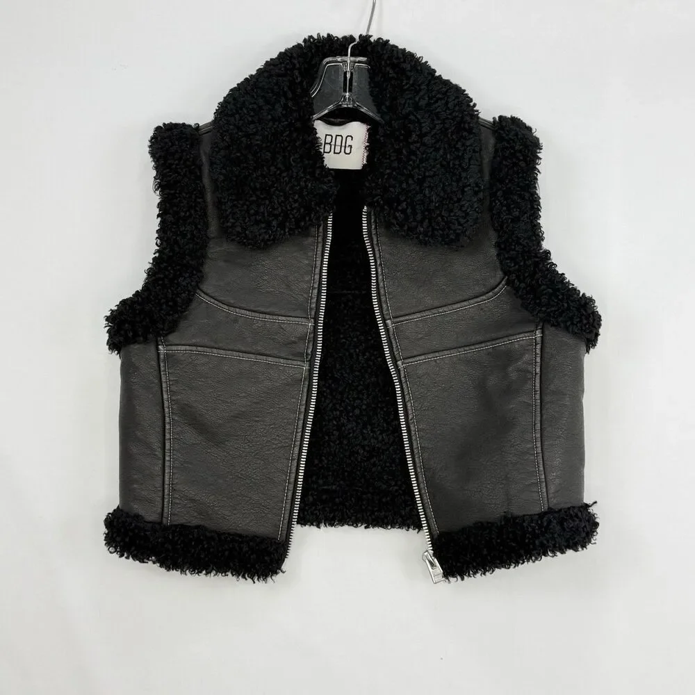BDG /Urban Outfitters Donald Faux Leather Sherpa Moto Vest NWOT Size S-P Black